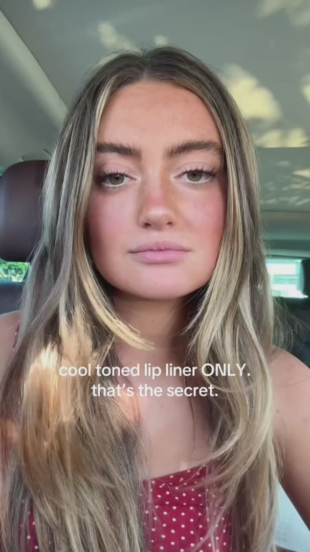 360 Contour Lip Liner application video 4